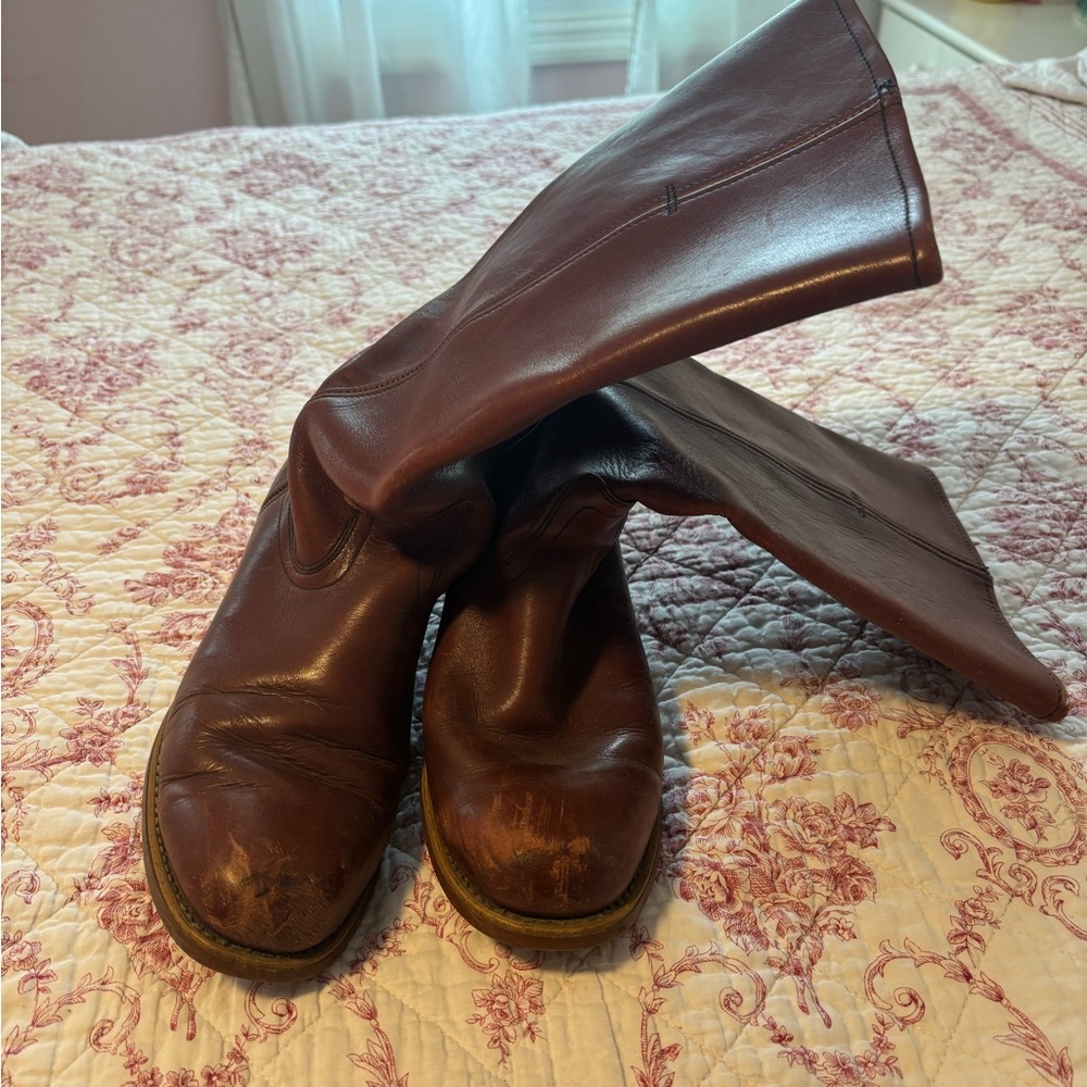 Elegant Brown Heeled Boots